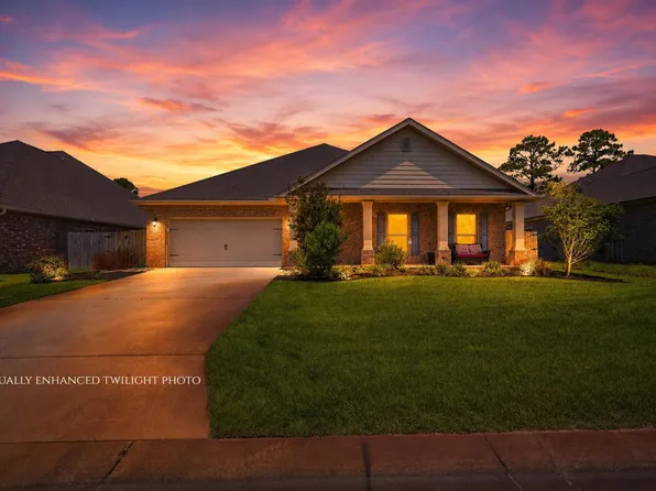 3495 Moonstone Dr, Navarre, FL 32566
