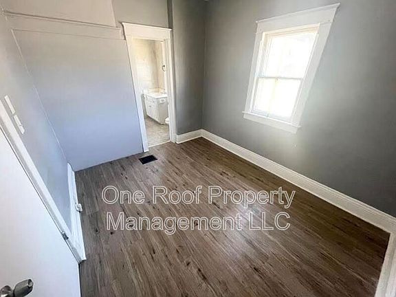 4th image of 447 N Lawndale Ave
