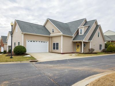 1105 Edgewood Cir, Halifax, VA, 24558