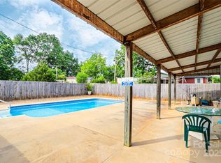 137 Hardin Rd, Forest City, NC 28043