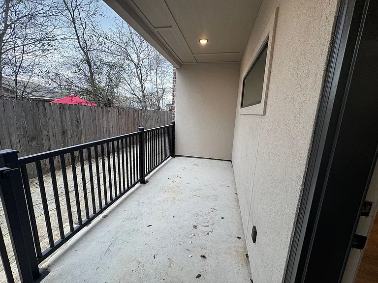 206 S Tucker Ln #2E — Photo 20