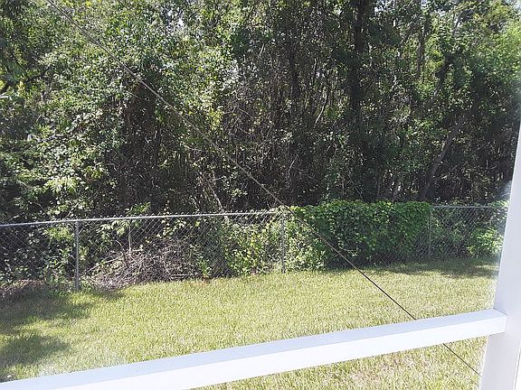 5th image of 307 Williamsburg Dr