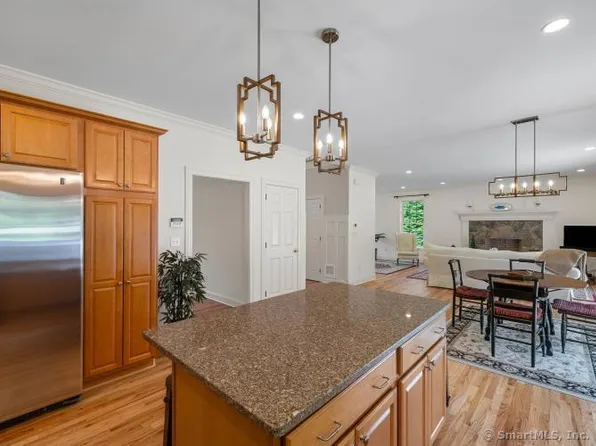 3 Autumn Ridge, Westbrook, CT 06498