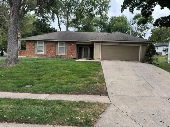 9808 Wedd St, Overland Park, KS 66212