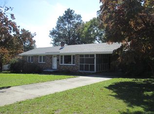 404 Walnut Ave, Hamlet, NC 28345