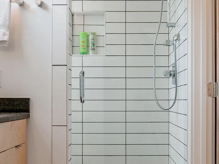 2513 White Ave #2 — Photo 11