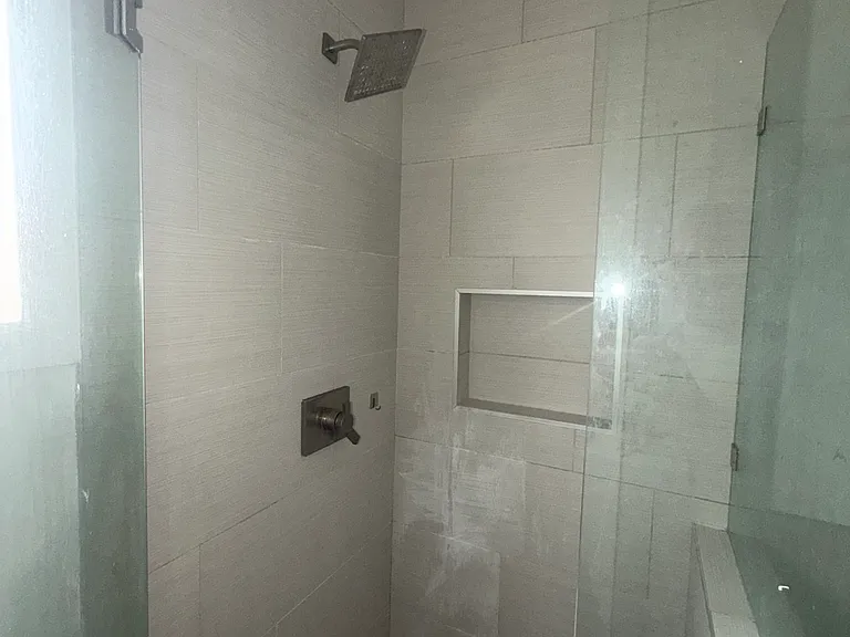 345 S Doheny Dr #304 — Photo 27