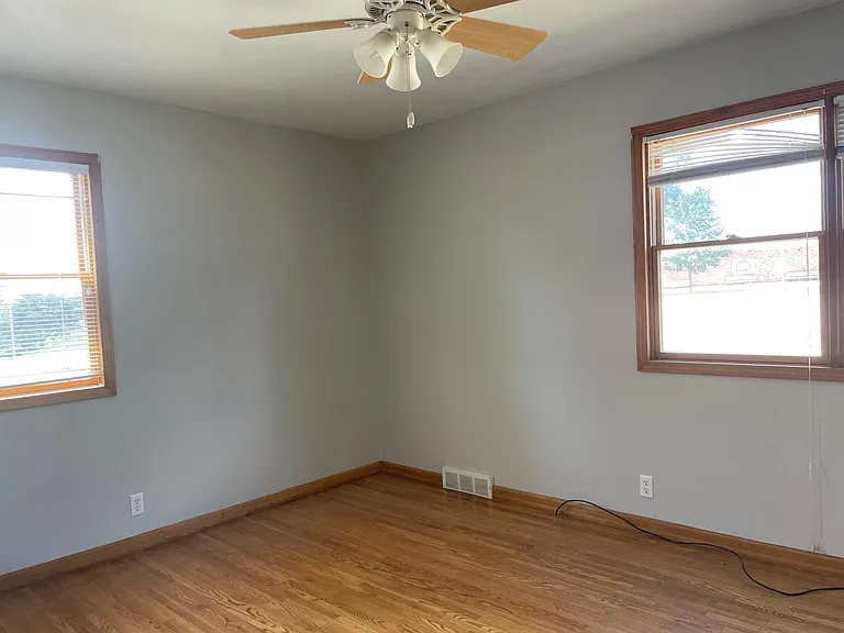 7769 Hascall St — Photo 14