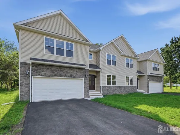 10A Delar Pkwy #A, Franklin Park, NJ 08823