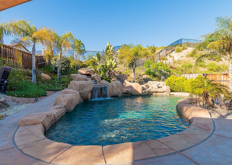 1st image of 23582 Wickham Ln
