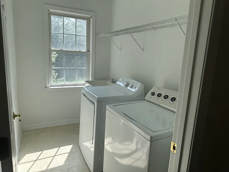 3006 Cahill St — Photo 12