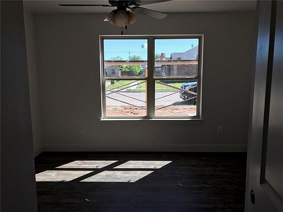 5th image of 5826 Foxfire Dr
