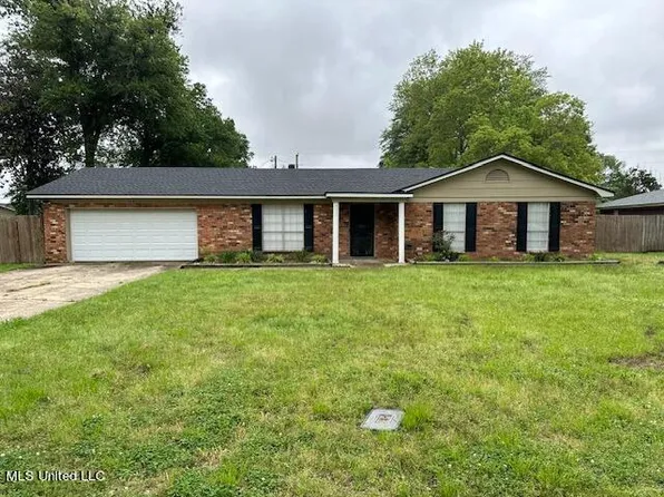 1509 Deering St, Cleveland, MS 38732