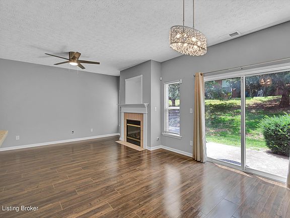 5th image of 13545 Pinnacle Gardens Cir