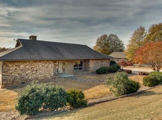 610 Phillips Rd, Columbus, NC 28722