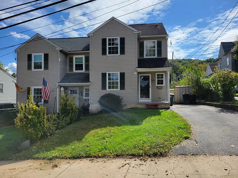 208 Prospect Ave — Photo 75
