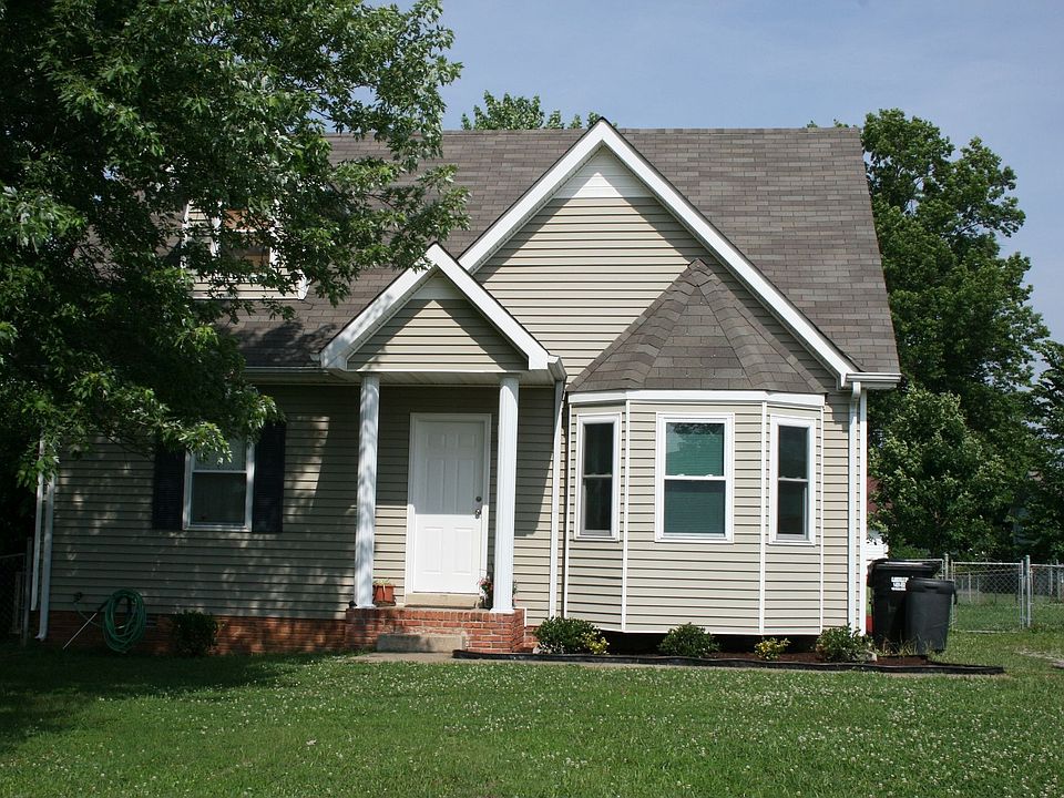 1st image of 585 Bridgette Dr
