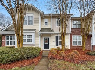 8428 Chaceview Ct, Charlotte, NC 28269
