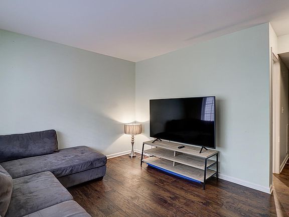 5th image of 258 W Whispering Oaks Ln Unit 258