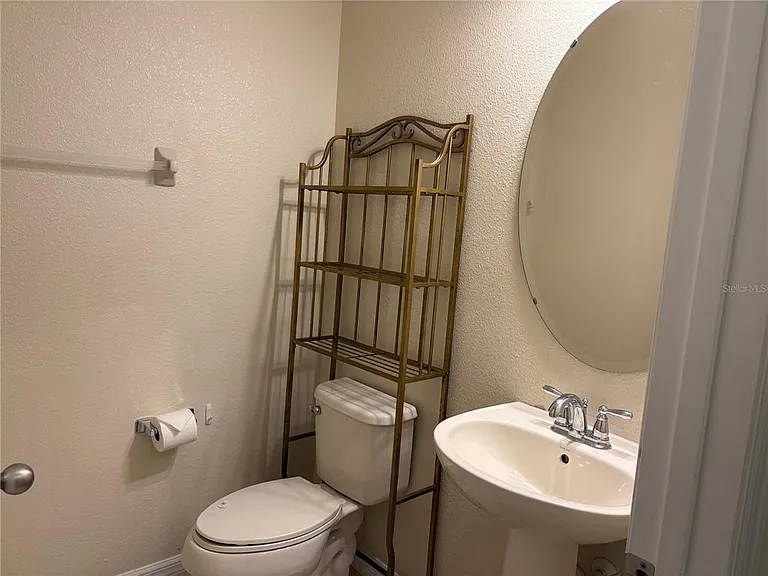 1372 Mill Stream Ln — Photo 13