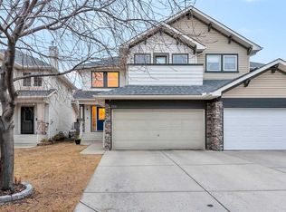 210 S Evansmeade Point NW, Calgary, AB T3P 1B8