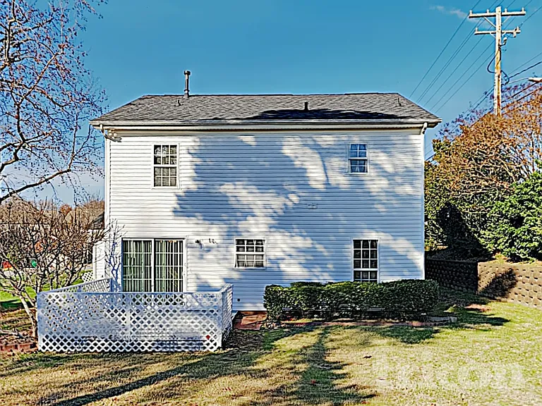 12524 Old Timber Rd — Photo 17