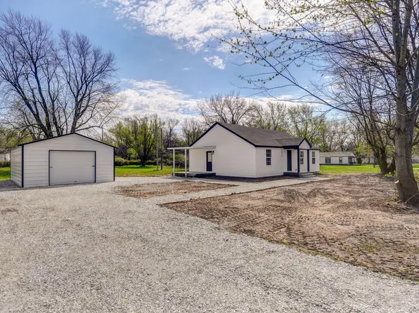 1852 N Marlan Avenue, Springfield, MO 65803