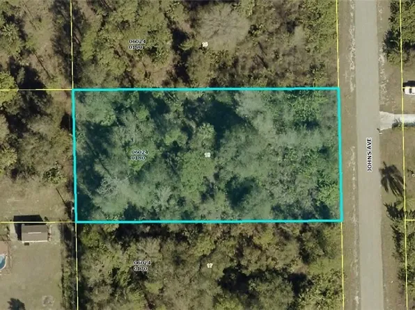 511 Johns Ave, Lehigh Acres, FL 33972