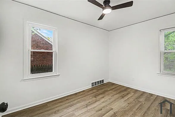 11276 Somerset Ave — Photo 14