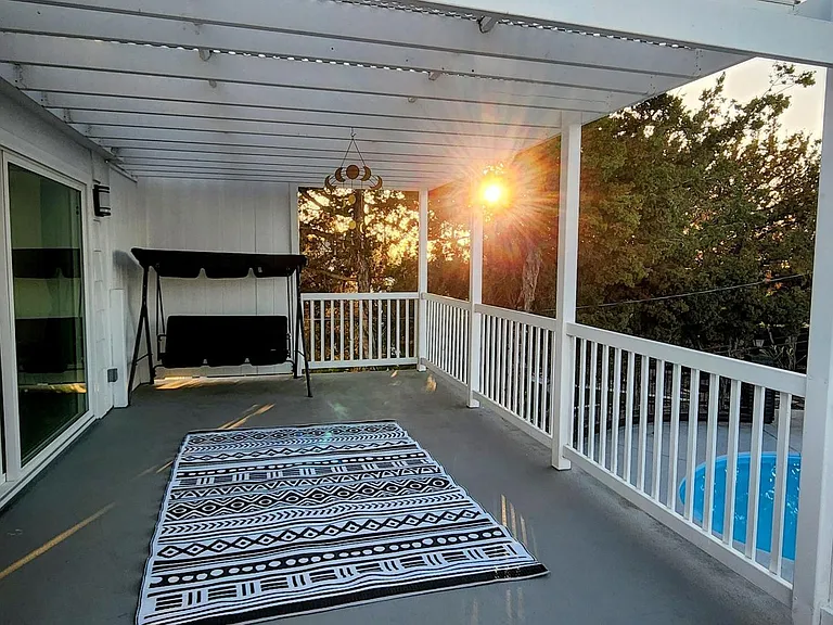 2548 E Wilson Ave — Photo 33