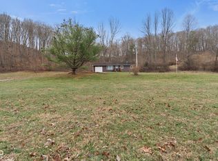 6979 Rinnie Seitz Rd, Nashville, IN 47448