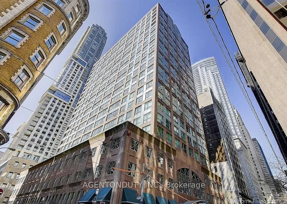 7 King St E #1109