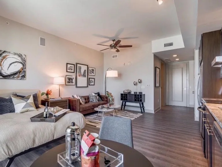 9787 Katy Fwy #1605 — Photo 9