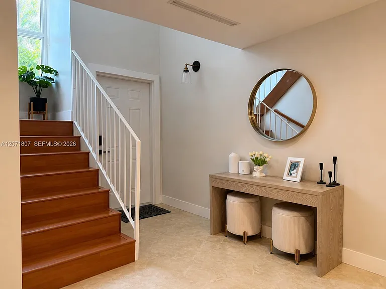 7483 SW 109th Ave — Photo 3