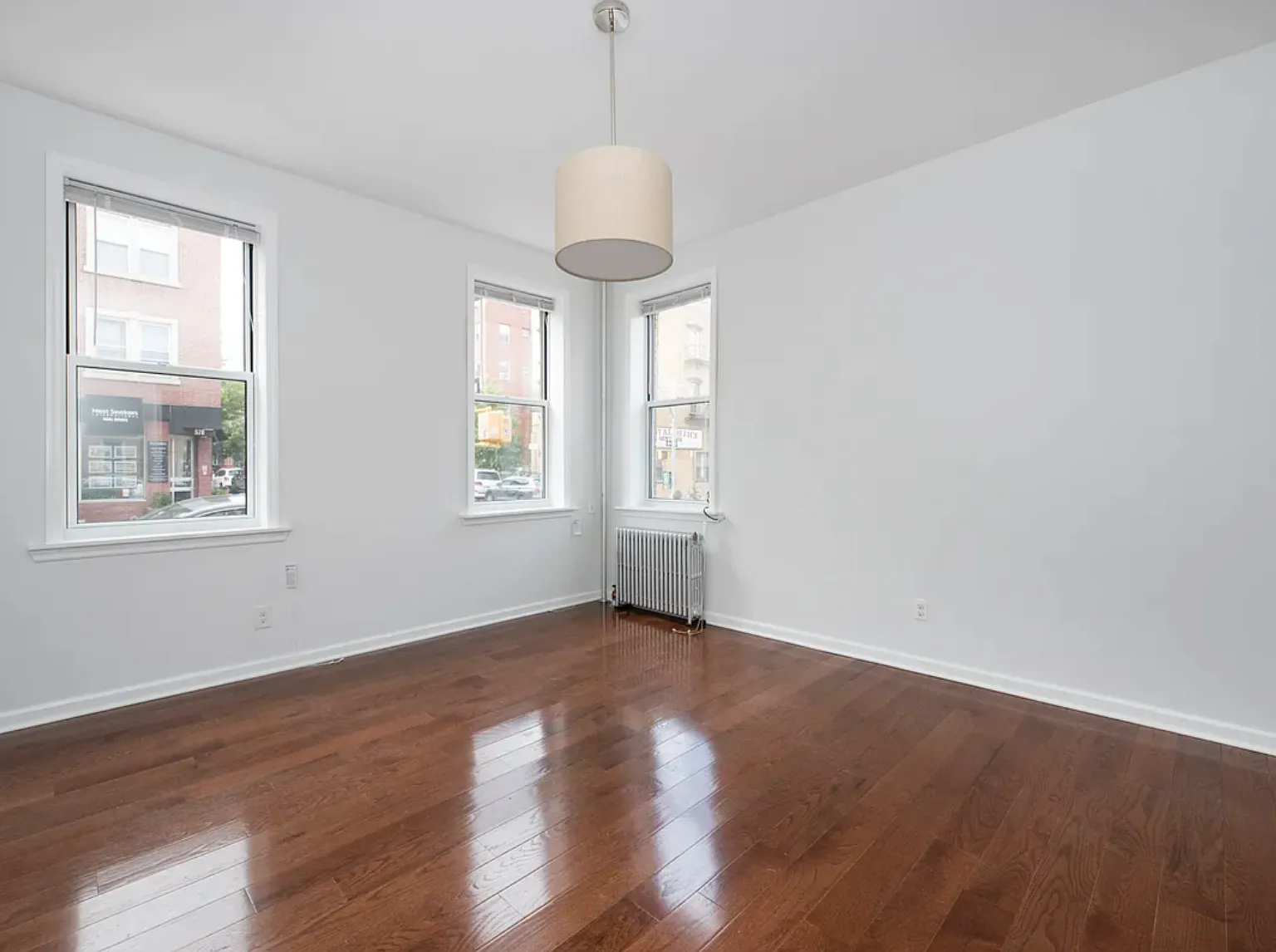 577 Driggs Avenue — Photo 2
