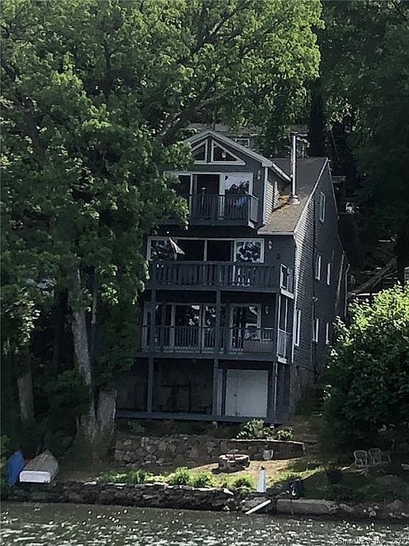 31 Wangonk Trl, East Hampton, CT 06424 Zillow