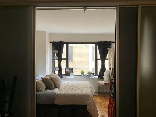 Rented by Olympia House Delaware LP | media 27