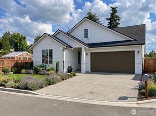 1103 W Pioneer Ave, Puyallup, WA 98371