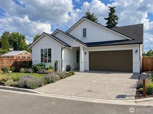 1103 W Pioneer, Puyallup, WA 98371