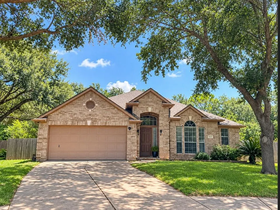 5523 Waverdale Ct