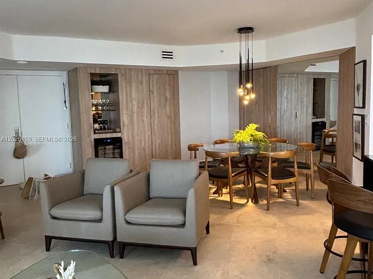 6301 Collins Ave #908 — Photo 5
