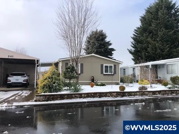300 SE Lacreole Dr Unit 241, Dallas, OR 97338