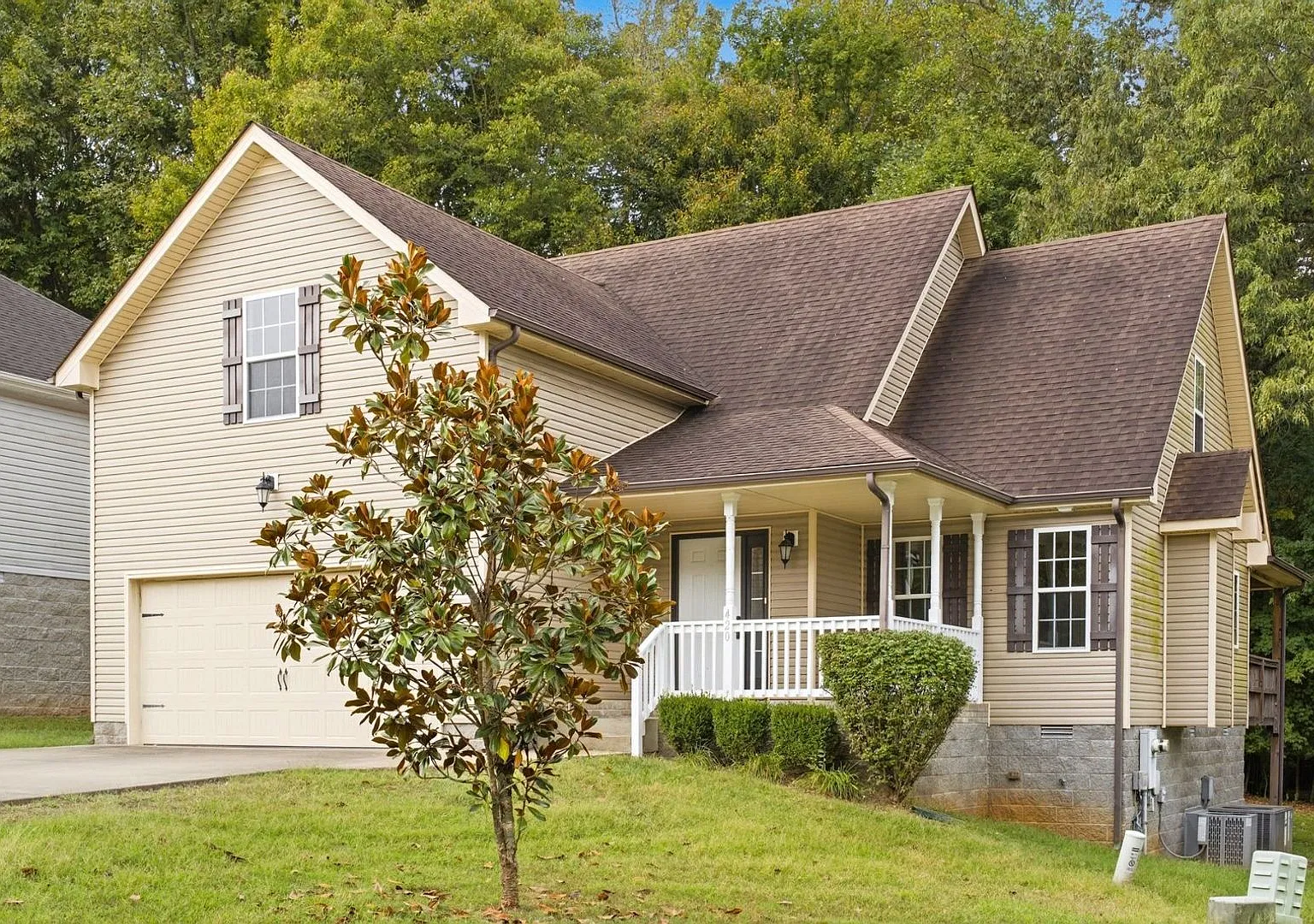 3 Bedroom 2 1/2 Bath Home For Rent Near Trenton Road! — Photo 2