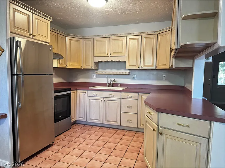 350 E Desert Inn Rd #C103 — Photo 13