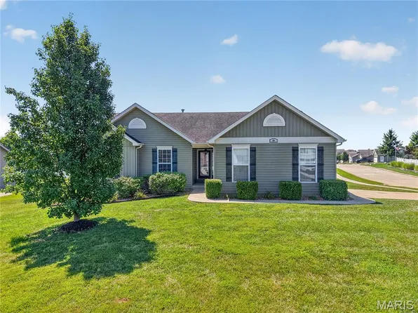 24 Austin Oaks Dr, Moscow Mills, MO 63362