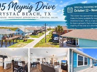 905 Meynig Dr, Crystal Beach, TX 77650