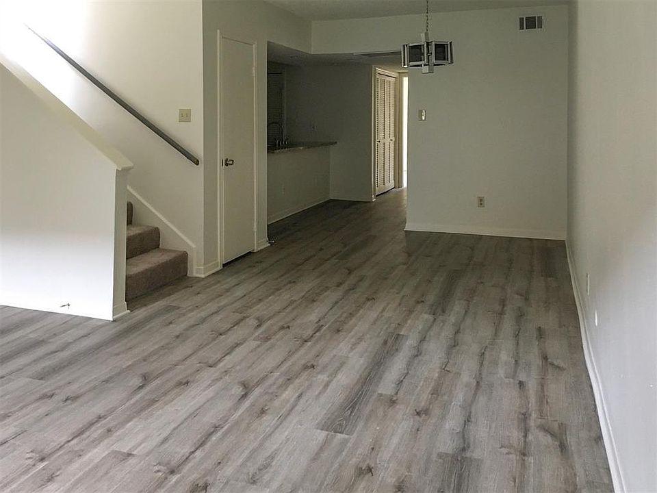 1st image of 932 Memorial Village Dr #18