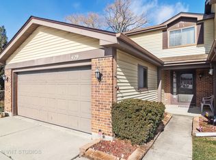 429 Irvine Ct, Wheeling, IL 60090