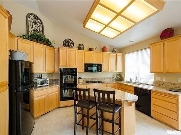 3rd image of 3435 Marsh Creek Way