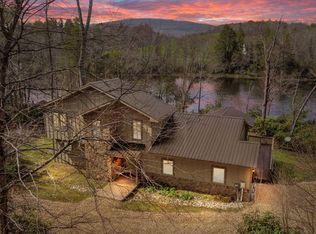 342 Ripshin Lake Rd, Roan Mountain, TN 37687